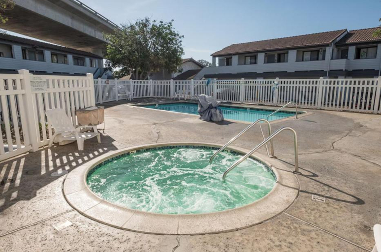 Sport & Beauty 5, Ez 8 Motel Old Town, San Diego