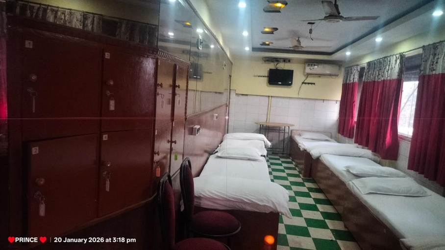 Bedroom 2, HOTEL AIRWAYS, North 24 Parganas