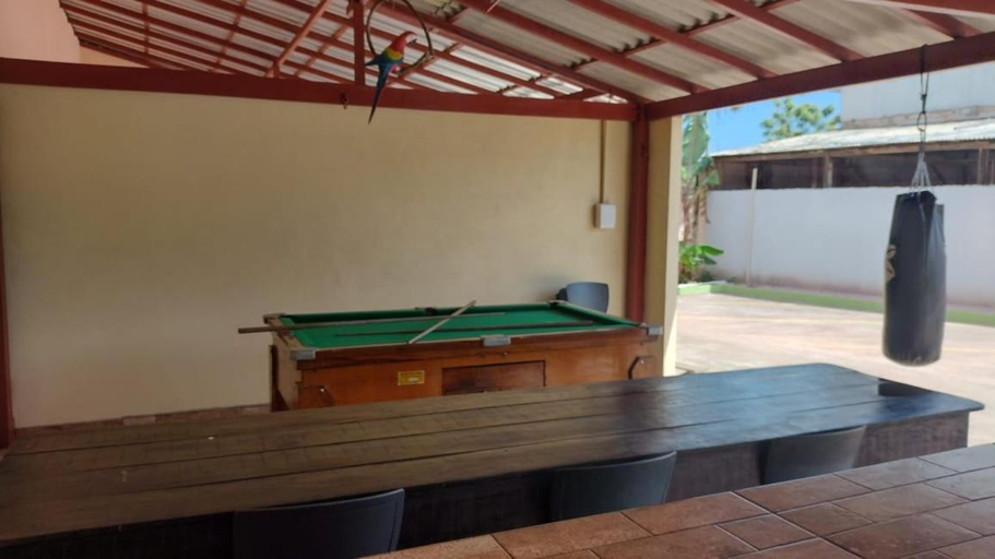 Others 3, Pousada Arara, Santarém