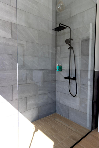 Bathroom 4, Bocas del Mar, San Lorenzo