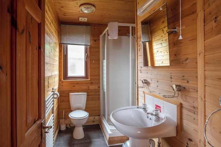 Bathroom 4, Tattershall Lakes Country Park, Lincolnshire