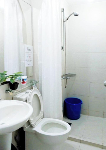 Bathroom 4, Azure Urban Resort Paranaque, Parañaque
