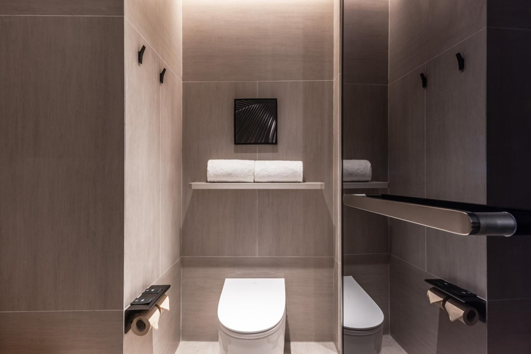Bathroom 3, Atour Hotel Shanghai Xujiahui Meiying, Shanghai