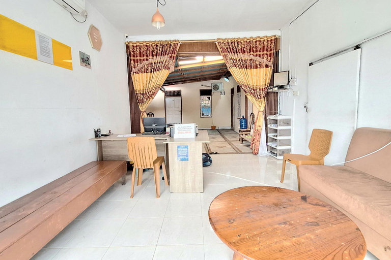 Public Area, Handira Homestay Syariah Padang RedPartner, Padang Pariaman