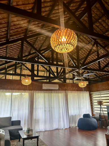 Bedroom 2, Luxury Bahay Kubo near Tagaytay, Calaca