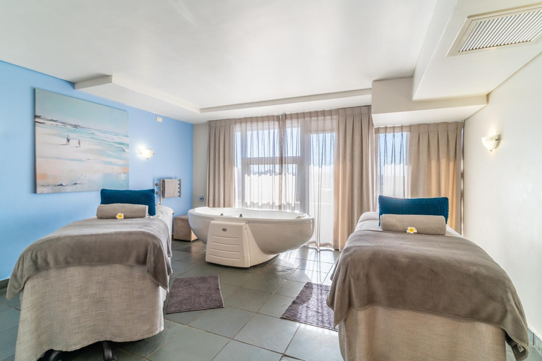 Bedroom 2, Lagoon Beach Hotel Apartments, City of Cape Town