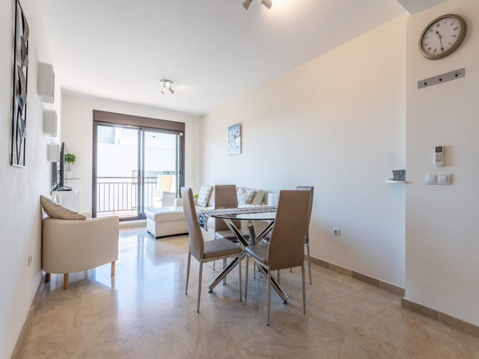 Dining, Modernly Designed Holiday Flat in Mijas Costa, Málaga