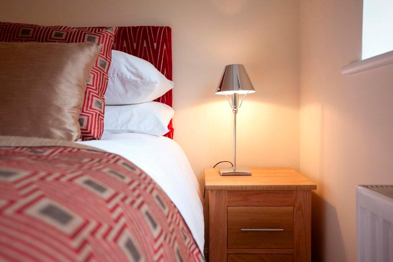 Bedroom 2, DBS Serviced Apartments - The Twain, Leicestershire
