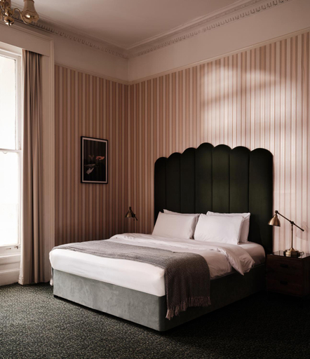 Bedroom 3, Columbia Hotel, London