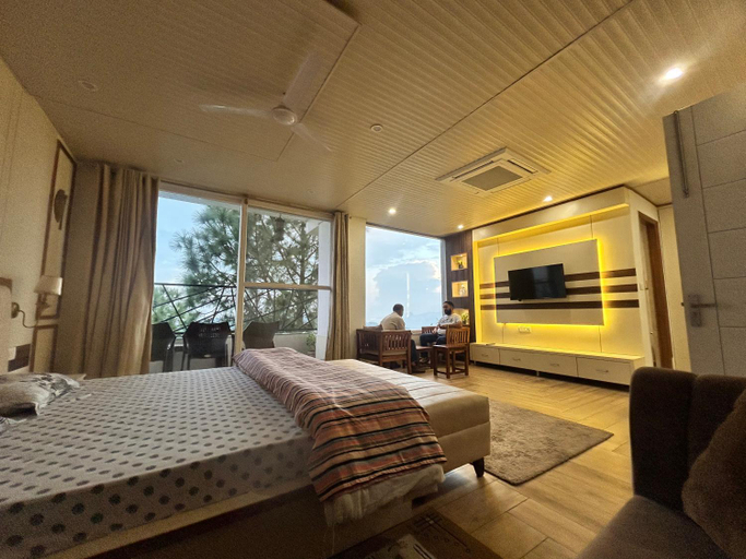 Others 4, Barog Villa, Solan