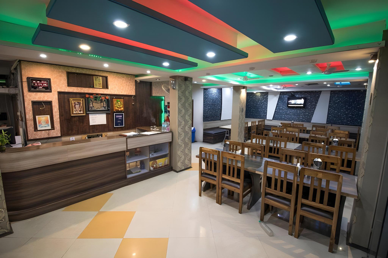 Others 4, Hotel Natraj, Hoshangabad