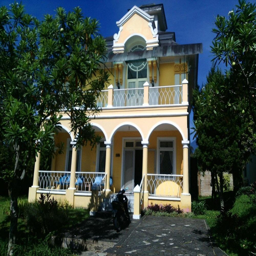 Others 2, Cipanas Villas, Cianjur