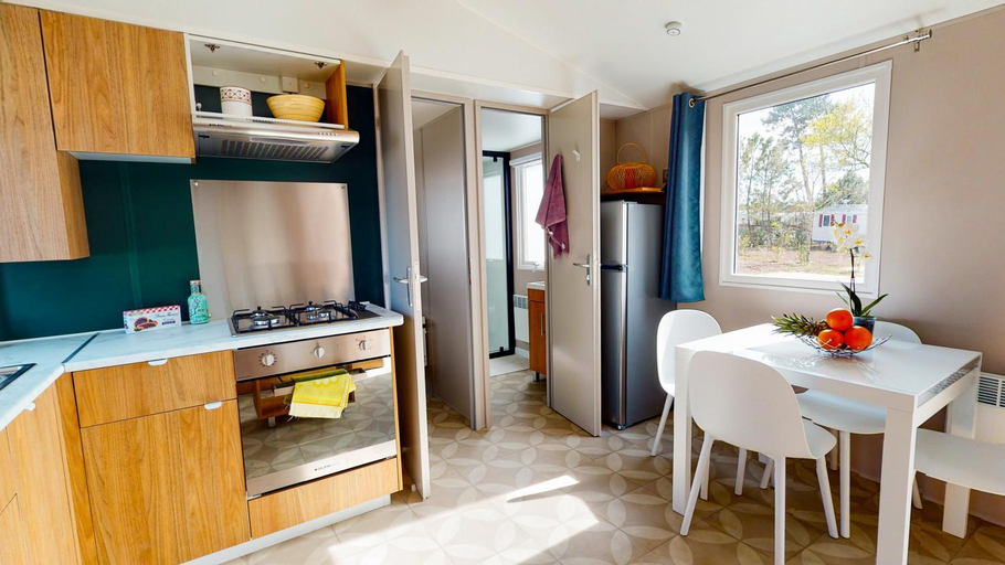 Others 4, Camping Officiel Siblu Les Embruns, Gironde