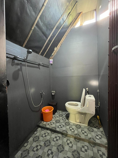 Bathroom 5, RAMMANG-RAMMANG HOUSE, Maros