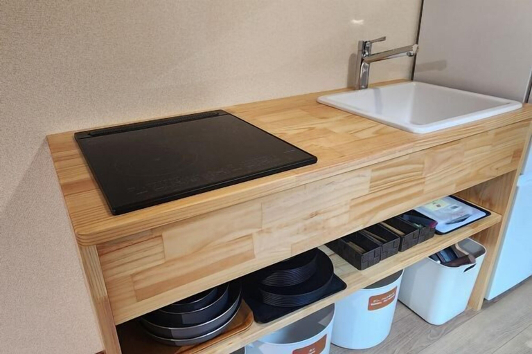 Private kitchen 5, [Mina's LanternHouse] 1 house (3 bedrooms/8 beds/2 parking lots), Takayama