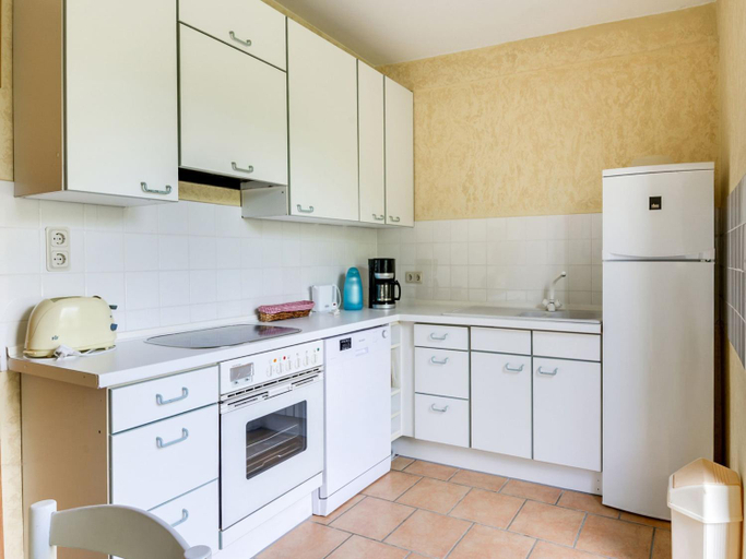 Others 4, Coastal Retreat in Le Pouldu, Finistère
