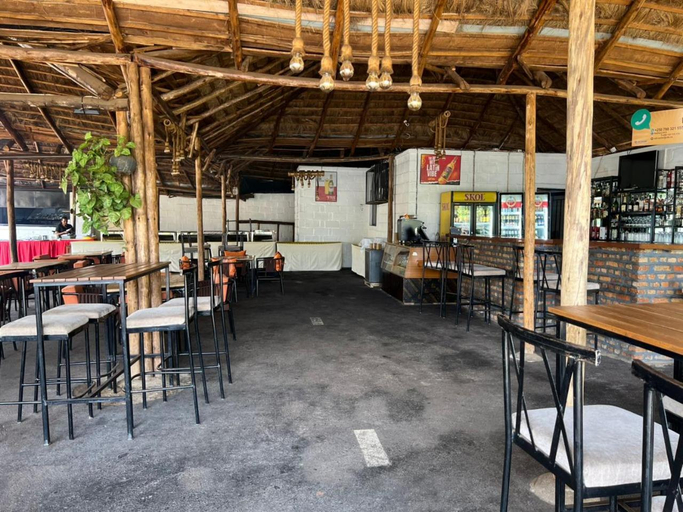 Food & Drinks 3, Kigali Phoenix Serviced Apartments, Kicukiro