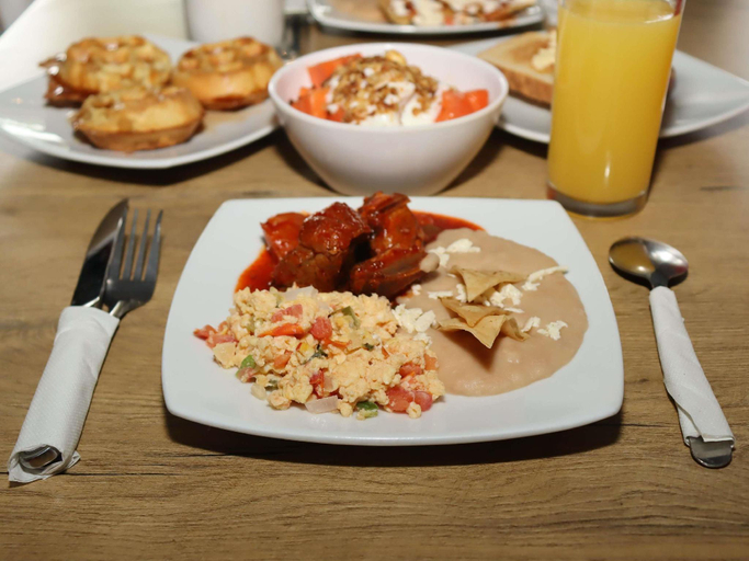 Food & Drinks 5, ibis Culiacan, Culiacán