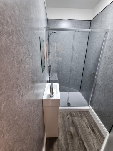Bathroom 3, Rendezvous Bar & Rooms - ADULTS ONLY, Blackpool