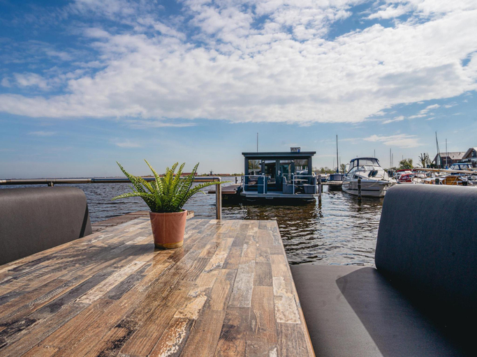 Others 4, Harbour Lodge at Uitgeestermeer View, Uitgeest