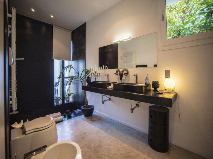 Bathroom 4, Holiday Home in Terrasini with Private Pool, Palermo
