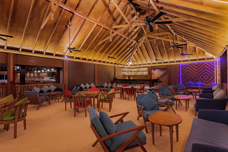 Food & Drinks 5, Dhigufaru Island Resort, Baa Atoll
