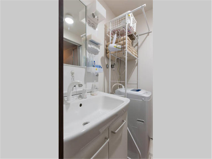Bathroom 3, House L in Shinjuku, Shinjuku