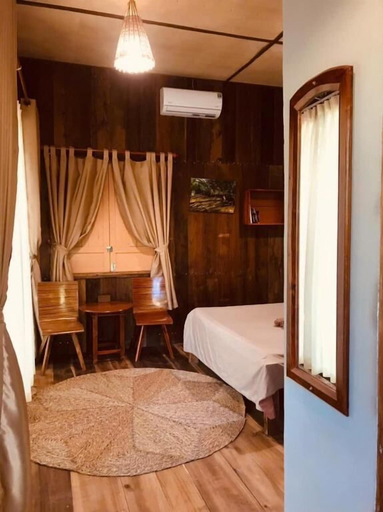 Room 5, Ba Danh Homestay, Bến Tre