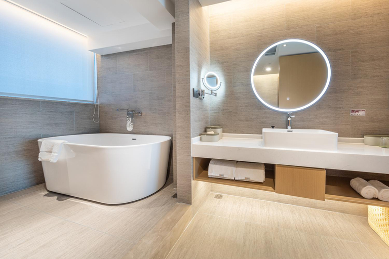Bathroom 3, Atour Hotel Shenzhen Guanlan High-Tech Zone, Shenzhen