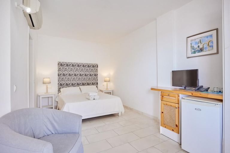 Bedroom 3, Gerakas Belvedere Hotel & Spa, Ionian Islands