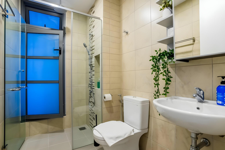 Bathroom 5, The Robertson Residences by Plush , Kuala Lumpur