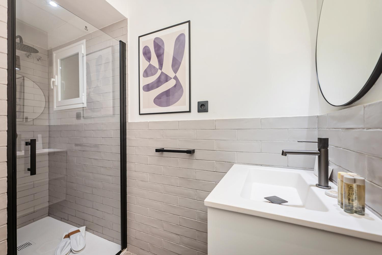 Bathroom 2, Sweett - Urgell Eixample, Barcelona