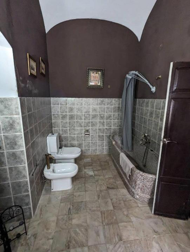 Bathroom 3, Apartamentos JP Fregenal, Badajoz