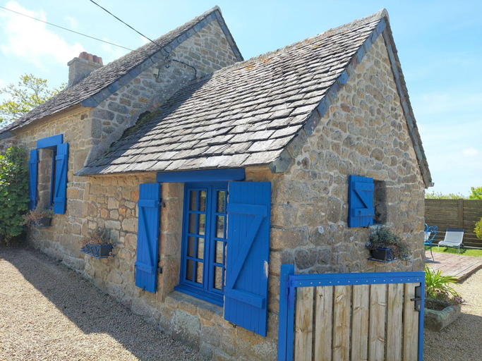 Exterior 5, Stone House in Sibiril Near Sandy Beach, Finistère