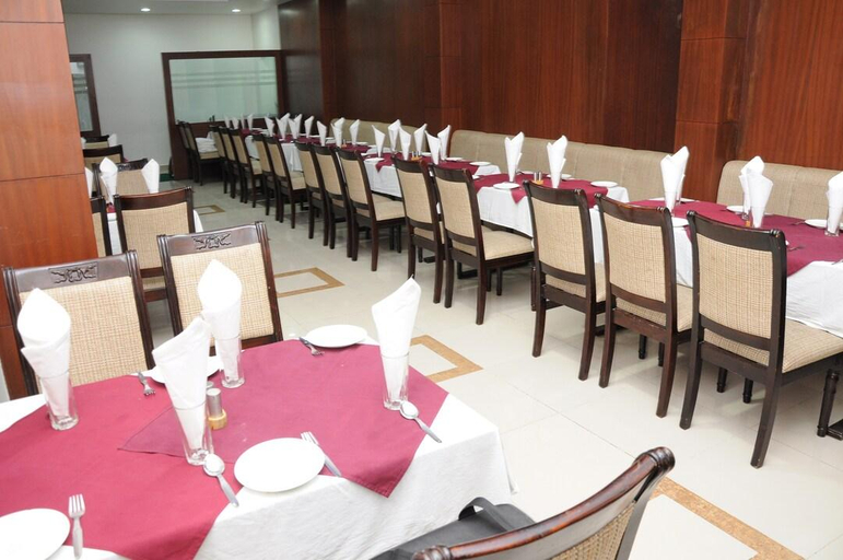 Food & Drinks 5, Hotel Sarovar, Prakasam