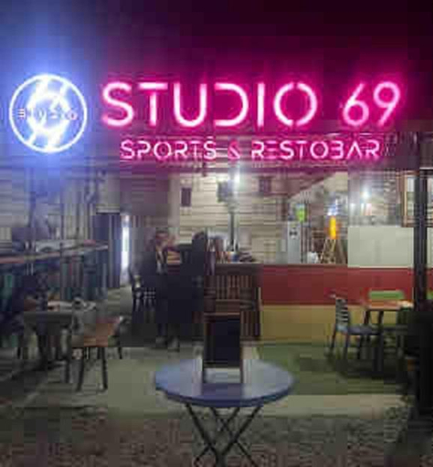 Food & Drinks