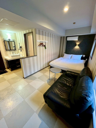 Bedroom 3, Hotel RIO Shinjuku, Shinjuku