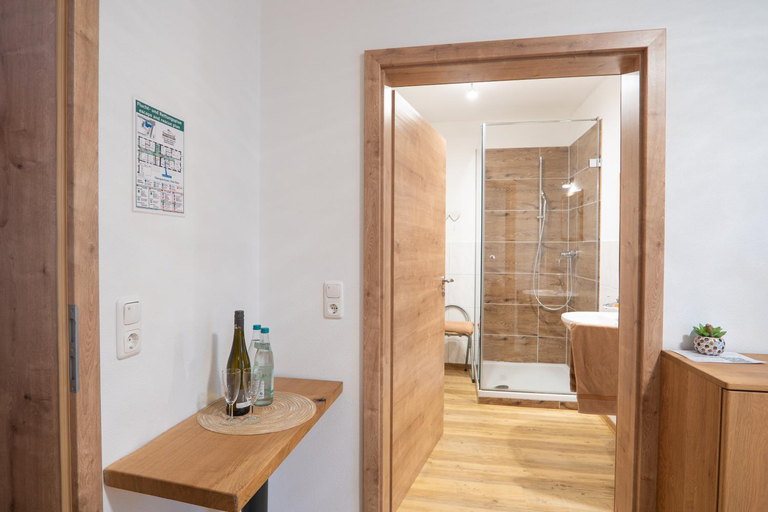 Shower 5, Furstensteiner Hof, Ihr Urlaub im Herzen des Bayerischen Waldes, Passau
