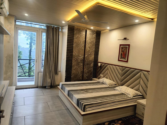 Others 5, Barog Villa, Solan