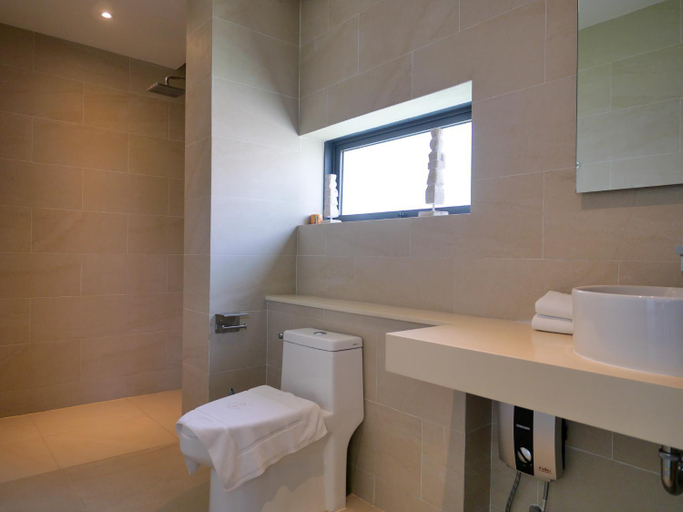 Bathroom 2, Villa Lola 2BR Saltwater Infinity Pool & Sea View, Ko Samui