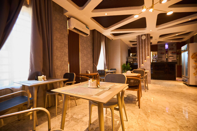 Restaurant 5, Bourdillon Hotel & Apartments Gwarimpa, AbujaMun