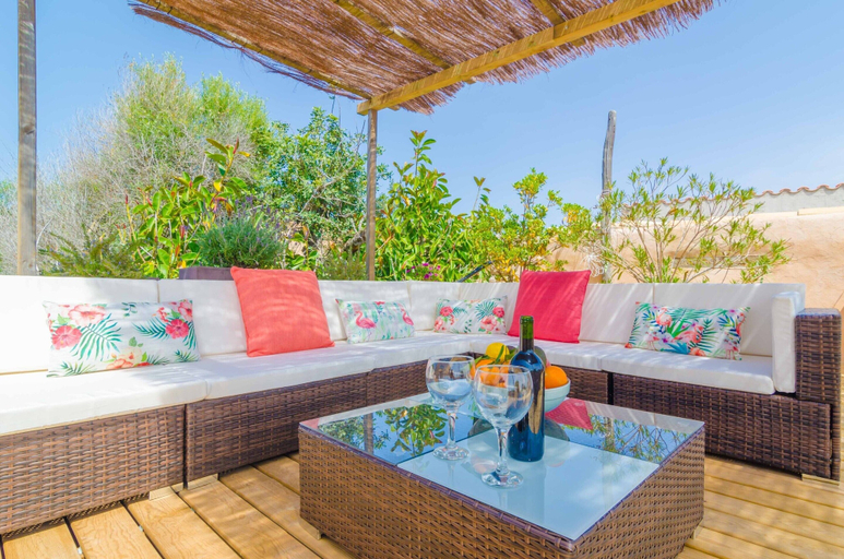 Food & Drinks 5, Es Rafal De Baix - Villa With Private Pool, Baleares