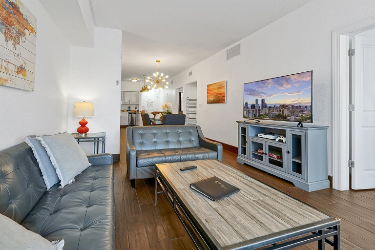Interior 3, 12538 International Drive #c303 Orlando, 2bed, Orange