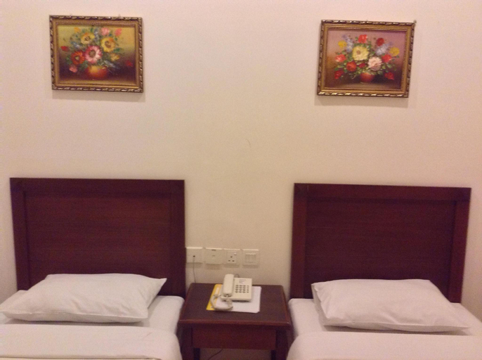Bedroom 3, Lai Lai Hotel, Kota Kinabalu