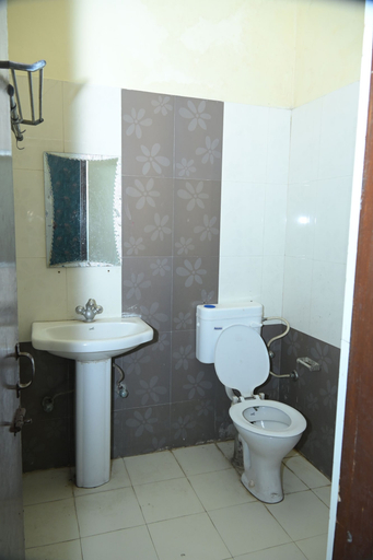Bathroom, hotel siti castle, Jalandhar