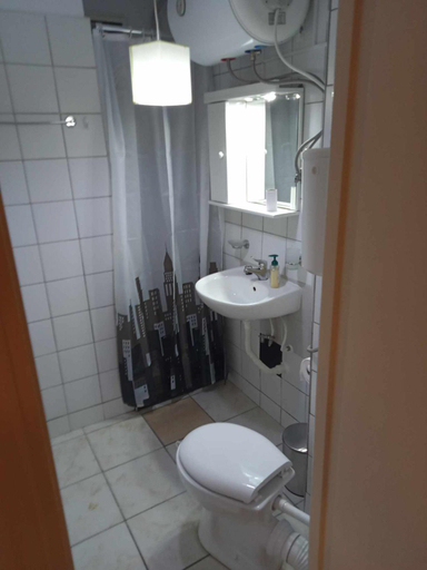 Bathroom 2, Athens Koukaki Studio apartment, Attica