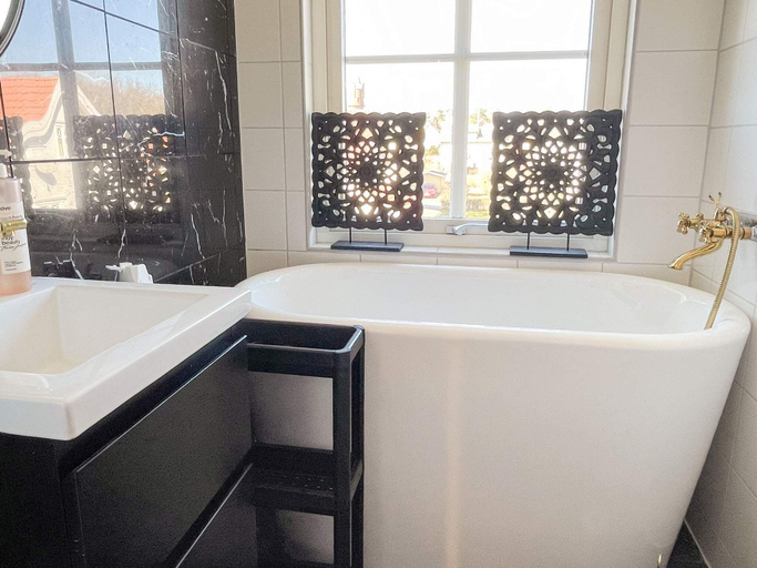 5, Family Villa with Hot Tub in Ronneby, Ronneby