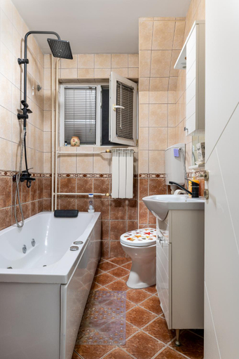 Bathroom 2, Skopje Apartment