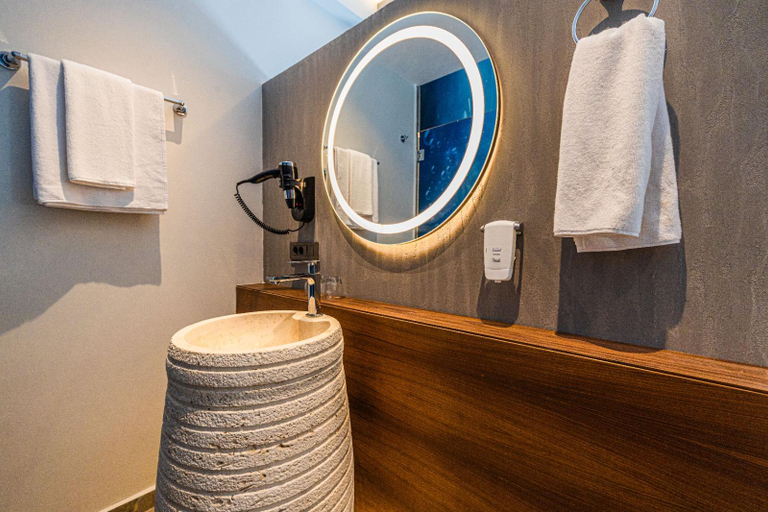 Bathroom 3, gözegir hotel, Bodrum