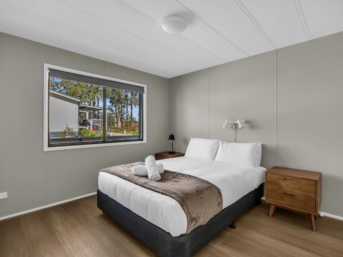 Room 3, Kalaru Holiday Village, Bega Valley